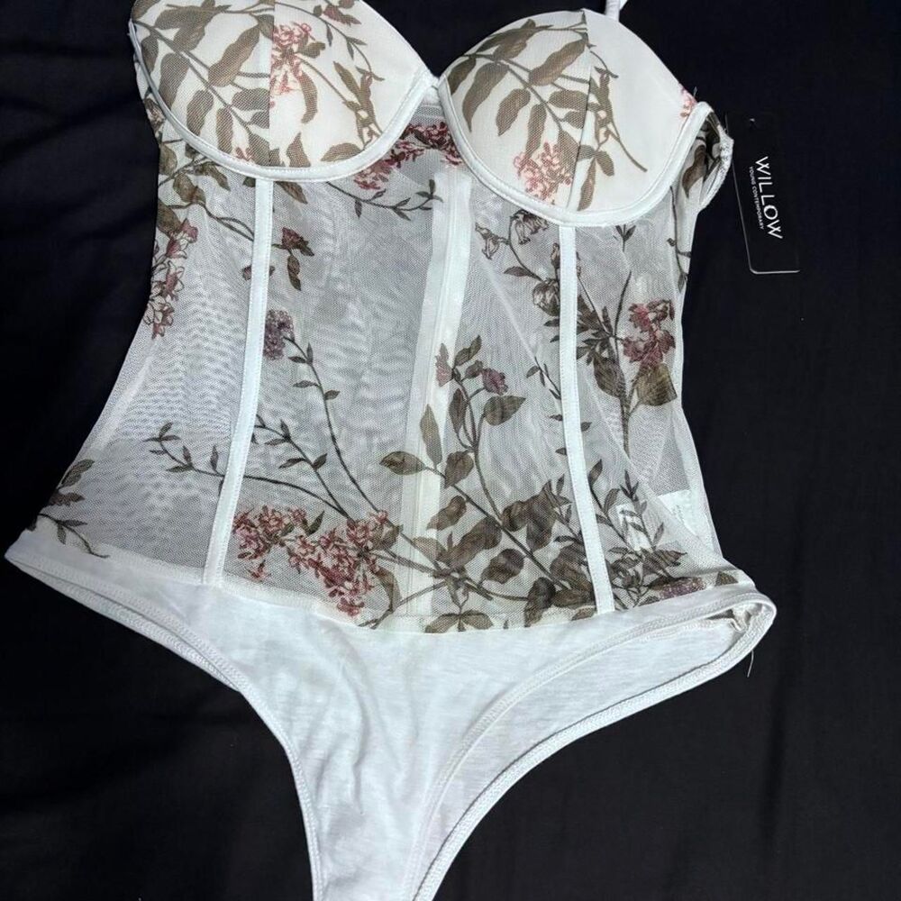 Nice white lingerie never used